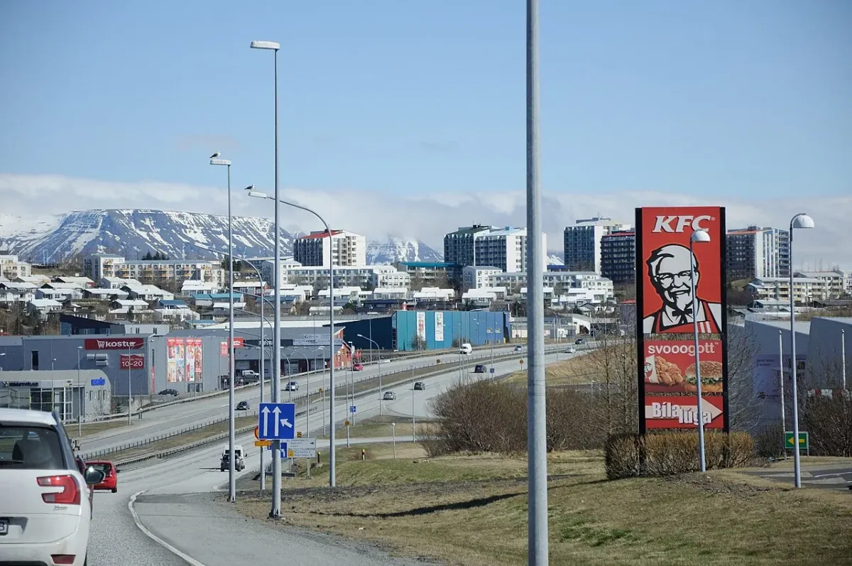 Segir Kópavogsbæ ekki getað firrt sig ábyrgð